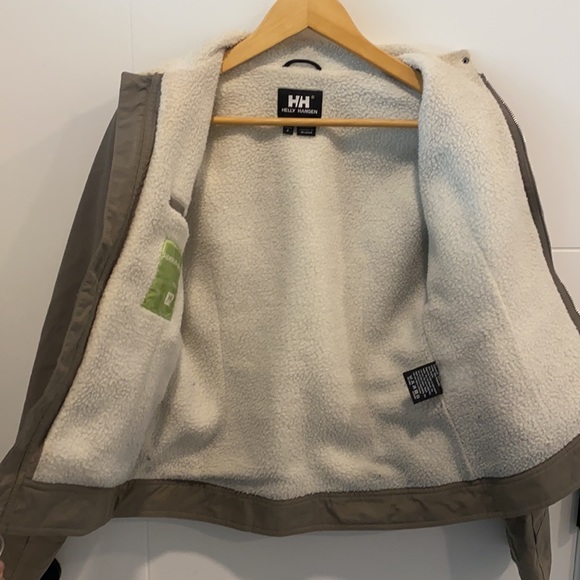 Helly Hansen Tan lined jacket size small - Picture 11 of 14